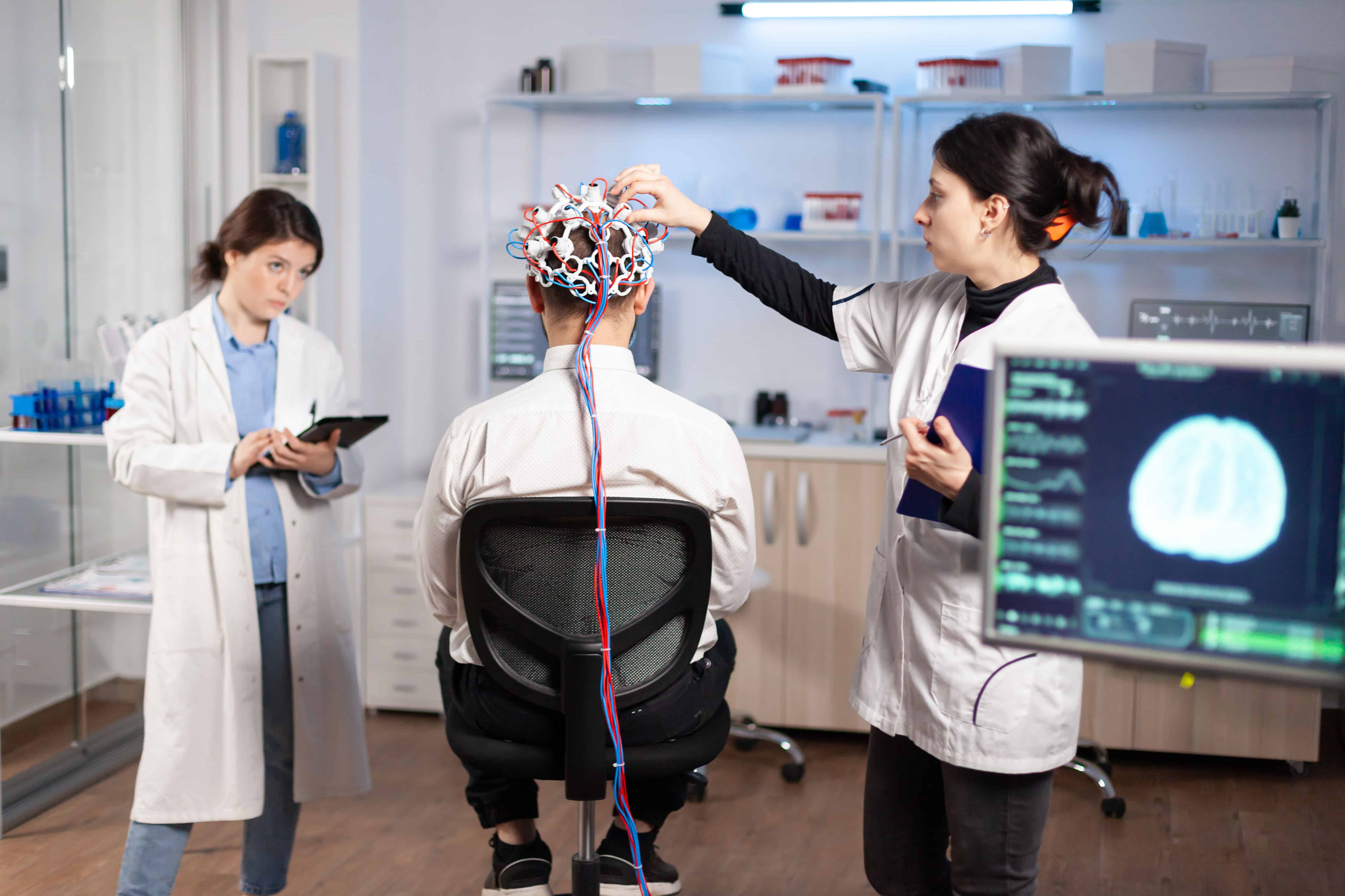 Looking for a Neurologist? Follow the Common Tips for an Informed Decision